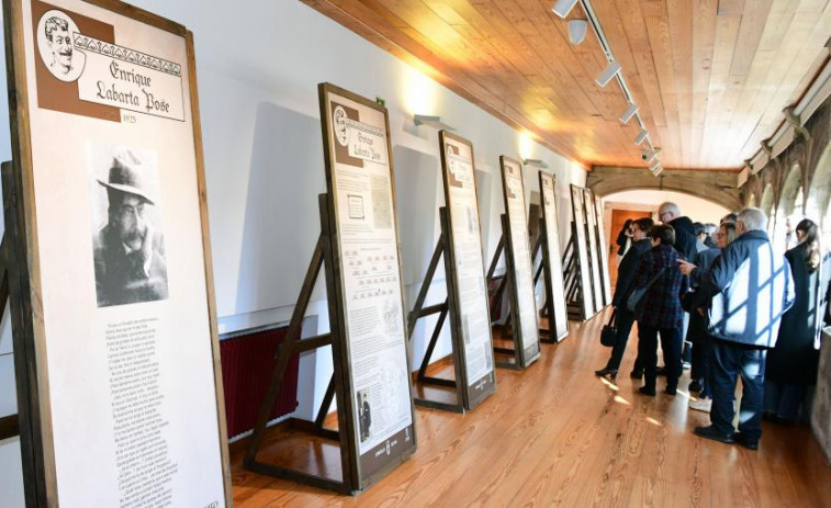 El Colegio de Fonseca acoge la exposición 'Enrique Labarta Pose, a pluma da terra'