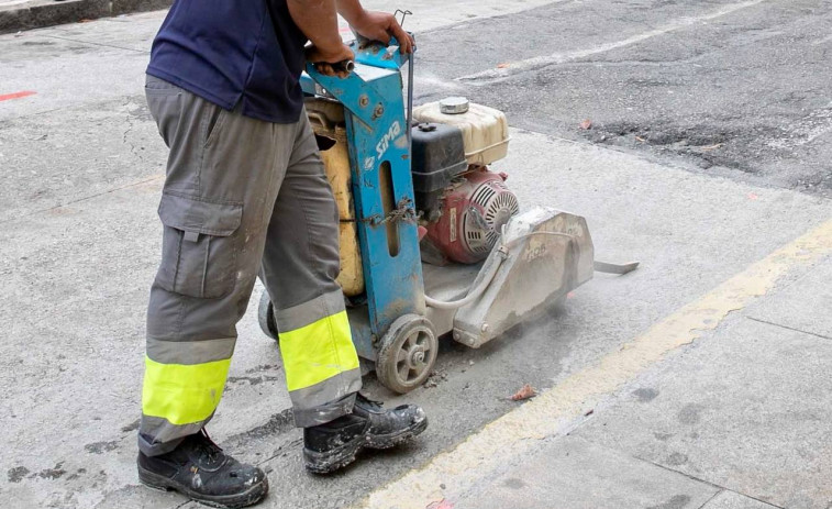 A Coruña mejora el saneamiento en Cuatro Caminos y A Zapateira