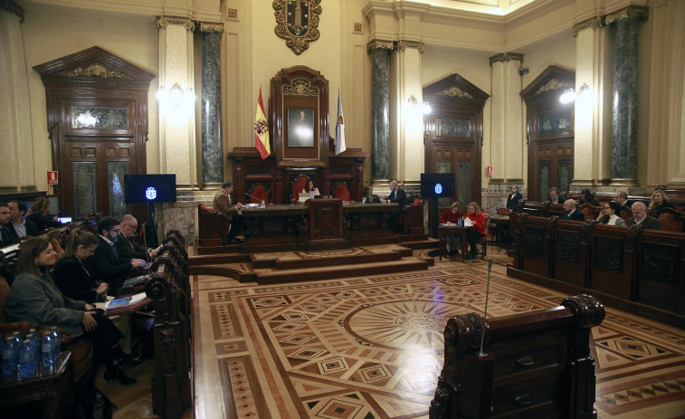 El PP denuncia que el Gobierno local de A Coruña mantiene sin regularizar contratos millonarios
