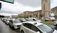 La parada de taxis de la estación de tren de A Coruña vuelve a cambiar de ubicación