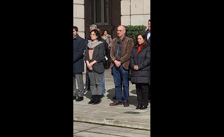 A Coruña guarda un minuto de silencio para recordar a las víctimas del 11-M