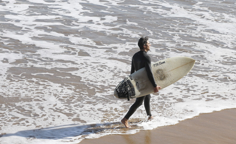 Sol y calor este miércoles en Galicia con termómetros por encima de los 20 grados