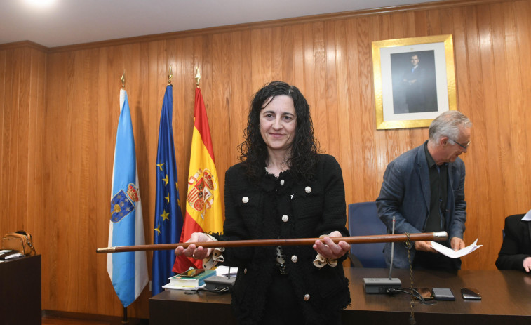 La nueva alcaldesa de Cambre no cederá la Concejalía de Contratación al PSOE