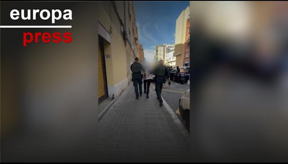 Detenido un yihadista por traducir y difundir contenidos terroristas al español
