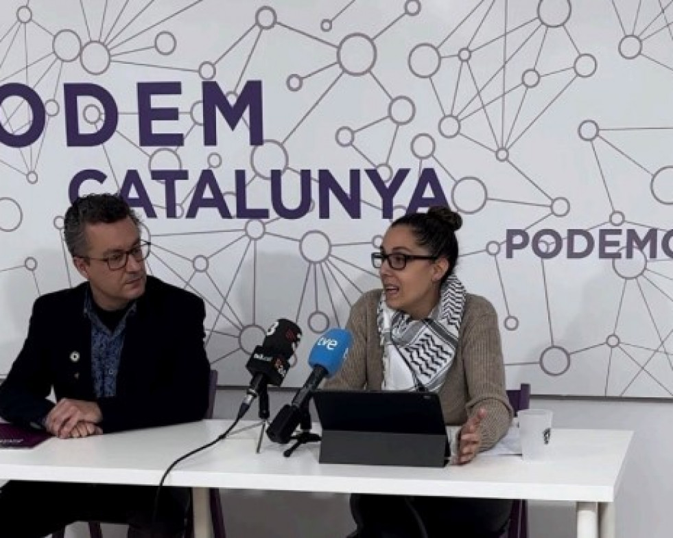 La coordinadora de Podem Catalunya, Conchi Abellán, y el portavoz de la formación, Andrés Medrano. EP