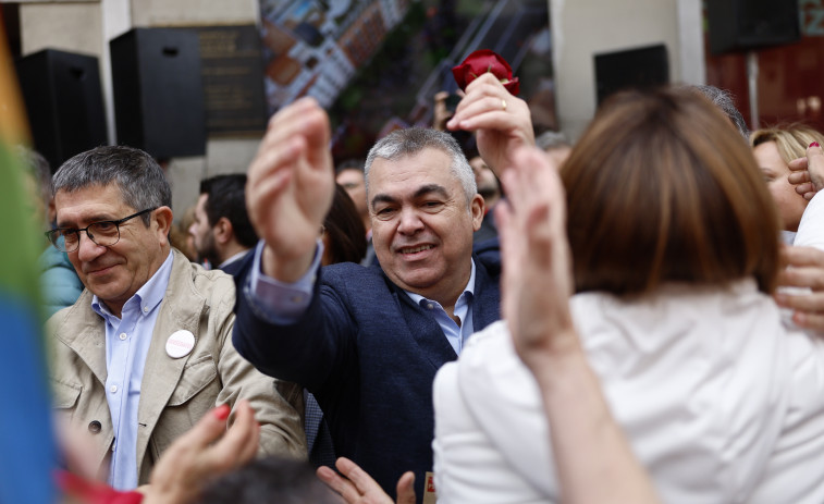 El PSOE respira aliviado tras la decisión de Sánchez de seguir al frente del Gobierno