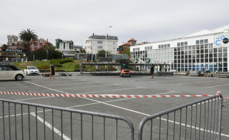 Buses lanzadera en A Coruña para llegar al estadio de Riazor y ver al Depor
