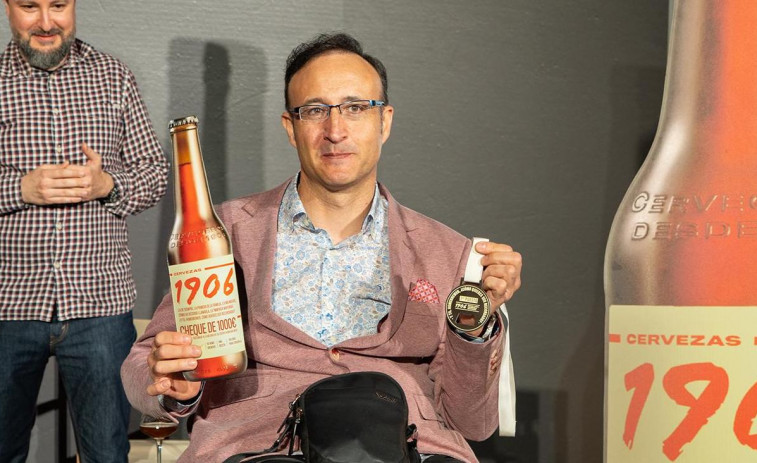 Agustín Fernández Checa ganador del IV Certamen Homebrewing de Cervezas 1906 por la mejor reinterpretación de la popular ‘La Milnueve’
