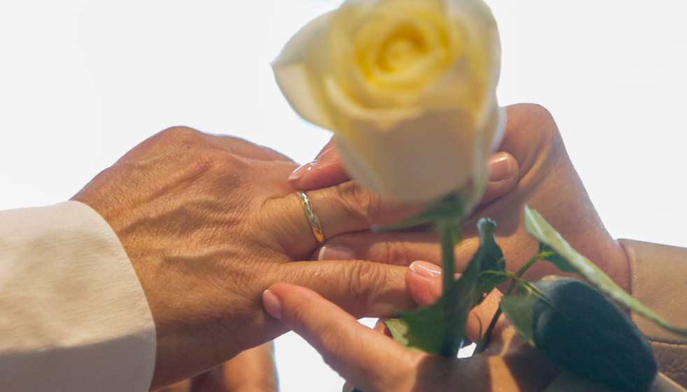 Aumentan un 16,3% los matrimonios ante notario registrados en España