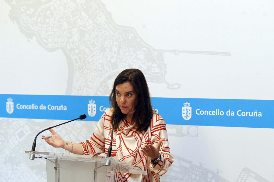 La alcaldesa de A Coruña sobre sus rumores de marcha: "Mi compromiso es con la ciudad"