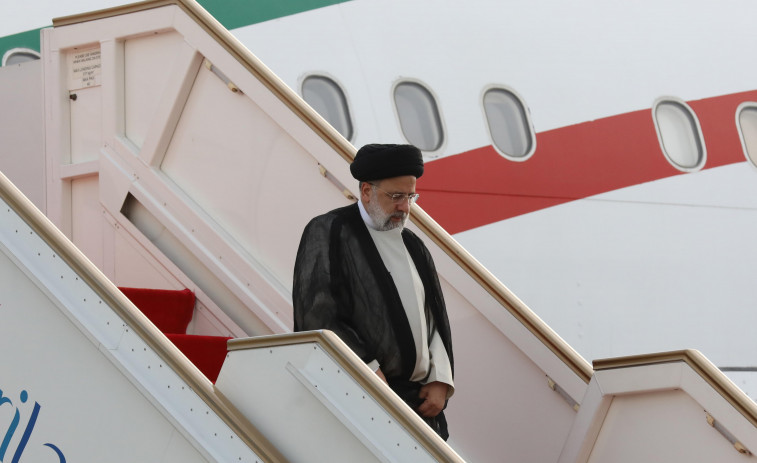 El helicóptero del presidente iraní, en paradero desconocido tras un aterrizaje forzoso