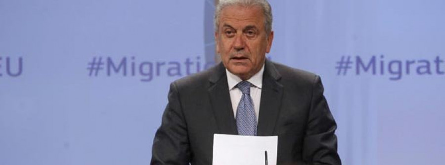 Bruselas pide que se repartan 40.000 demandantes de asilo y un “esfuerzo especial” a España