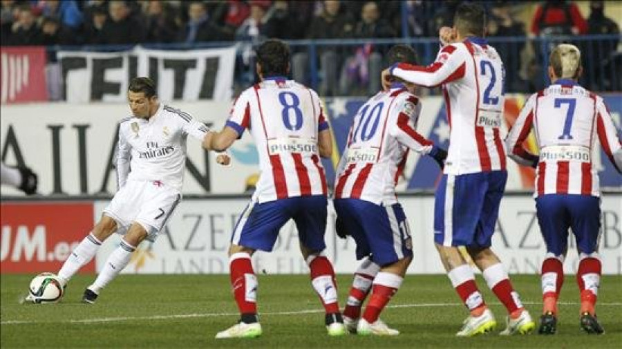 La firmeza del Atlético pone contra las cuerdas al Real Madrid