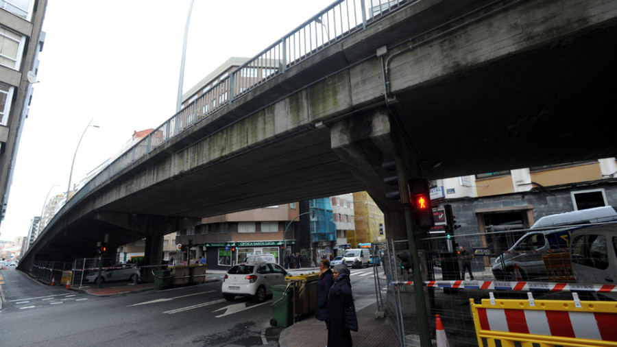 El viaducto de la ronda de Nelle se cierra hoy por el inicio de los trabajos de demolición