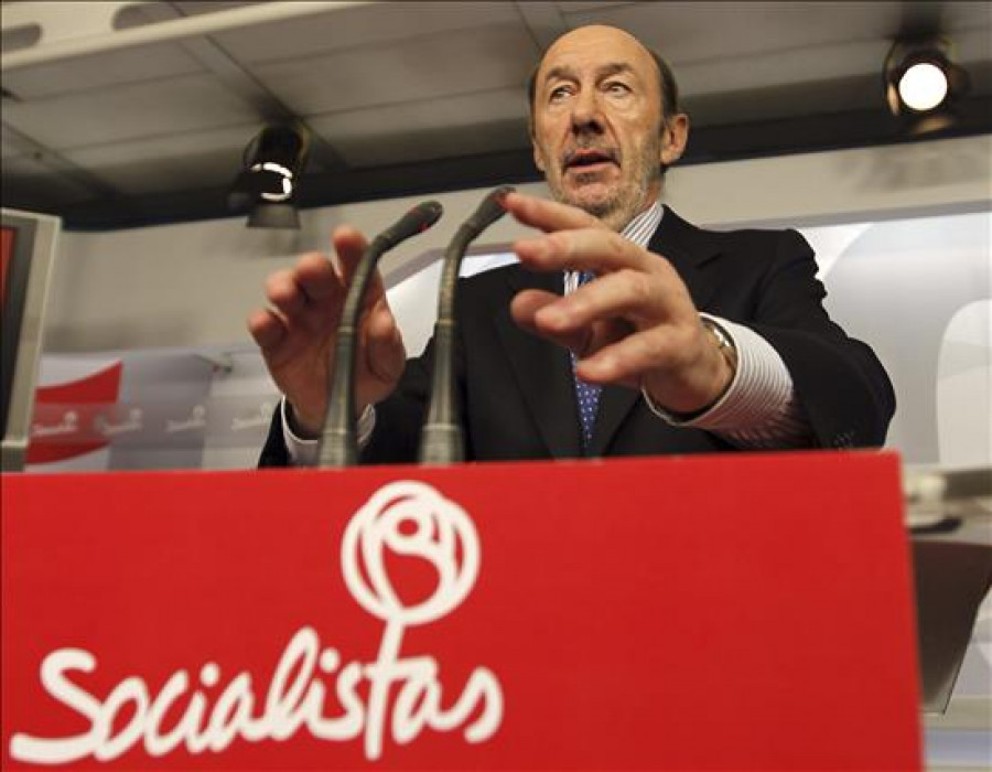 Sanchez, Rivera, Casado e Iglesias despiden a Rubalcaba en Redes Sociales