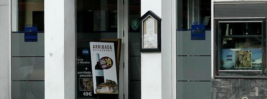 El Puerto saca a concurso la gestión de la cafetería Arribada de la plaza de Ourense