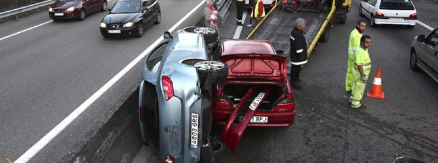 Las muertes en las carreteras gallegas descienden un 25% entre julio y agosto