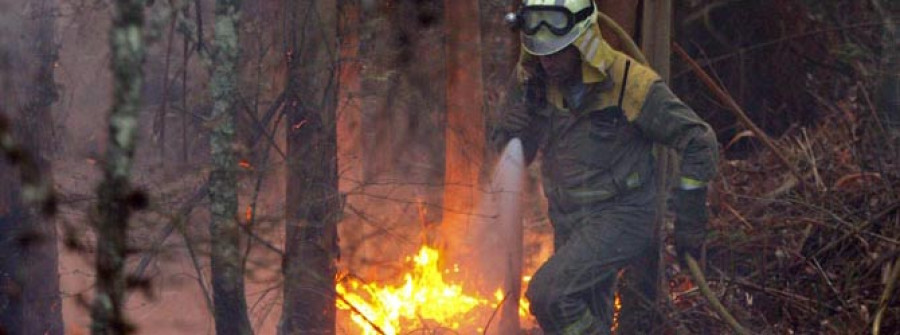 El alcalde reclama que las brigadas forestales realicen trabajos de prevención de incendios
