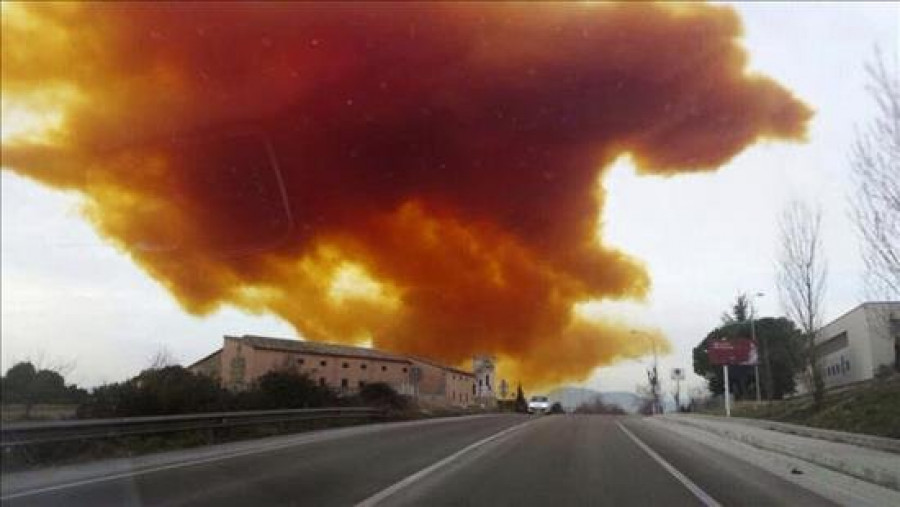 Retiran los productos que causaron la nube tóxica en Igualada y desactivan la alerta