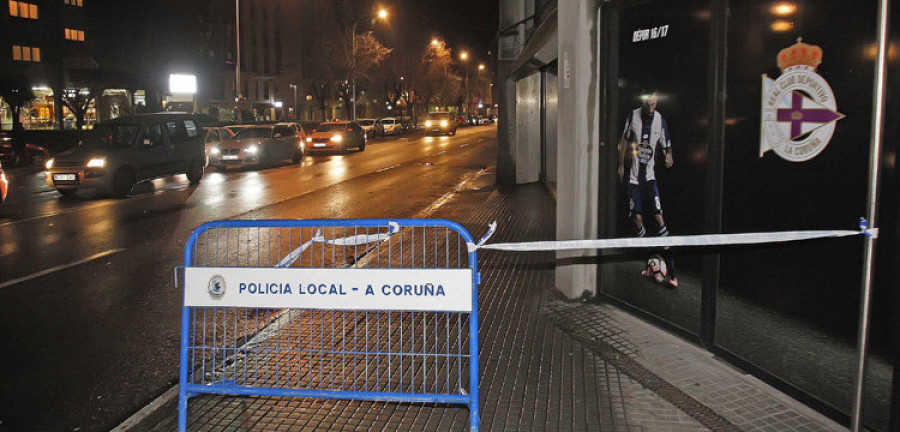 La oposición señala a la Marea como culpable de los destrozos en el estadio