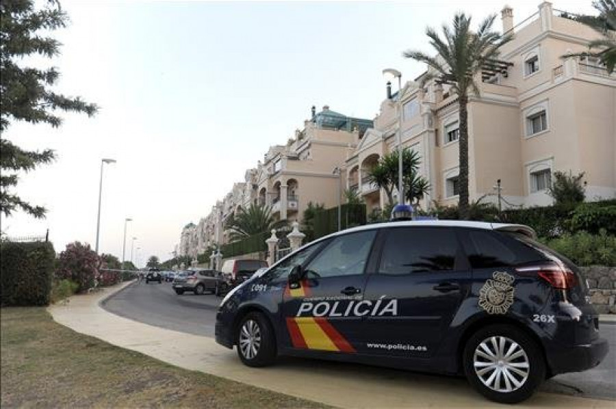 Detenido por exhibicionismo mientras veía a chicas haciendo deporte