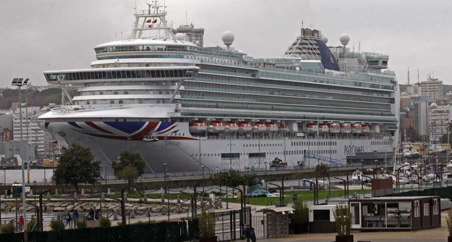 El buque “Ventura” despide otro año histórico para el tráfico de cruceros