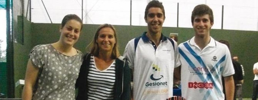 Los jugadores del Club de Tenis Coruña dominaron