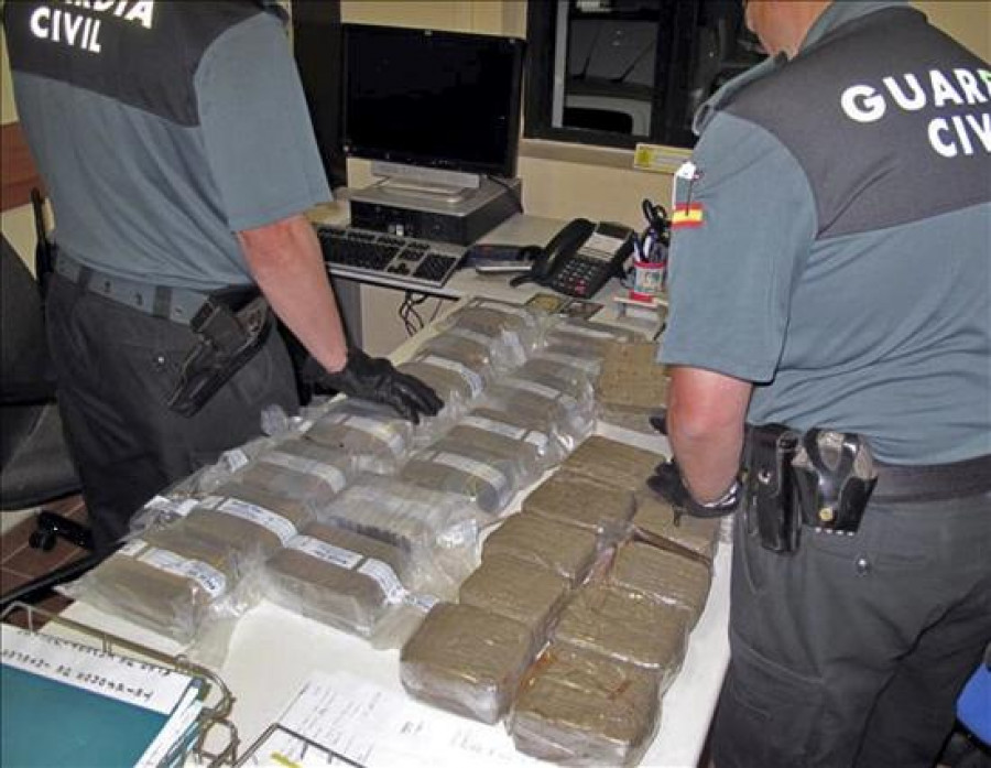 Los 9 detenidos en la operación 'Pescada' traían droga desde Sudamérica en avión