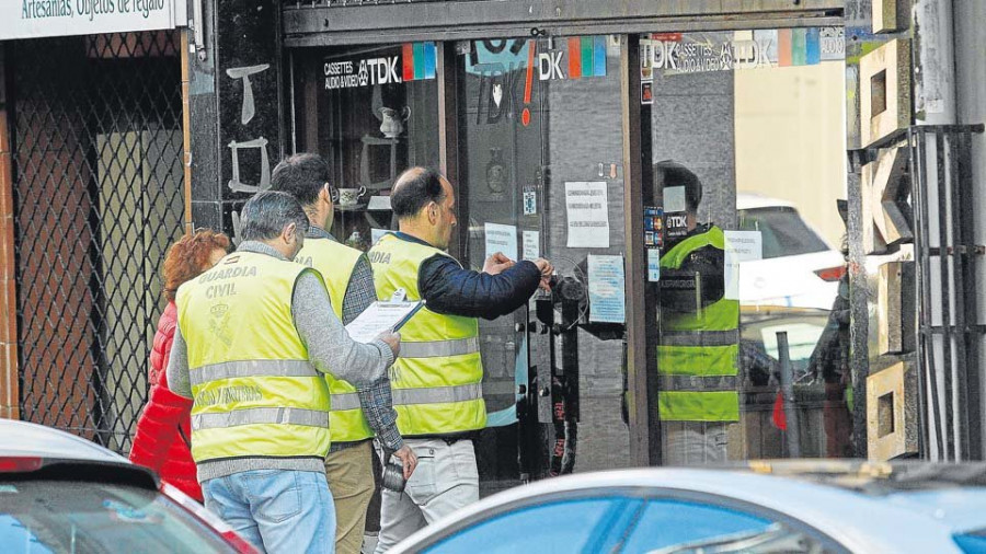 El Ayuntamiento ya inició el proceso para recuperar los puestos de la plaza de abastos de Santa Lucía