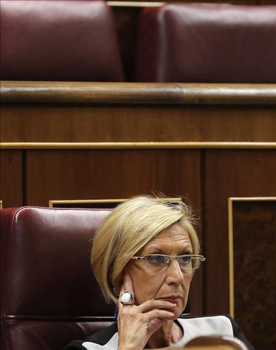 Rosa Díez critica a Mas por ir contra la ley y quebrar la convivencia