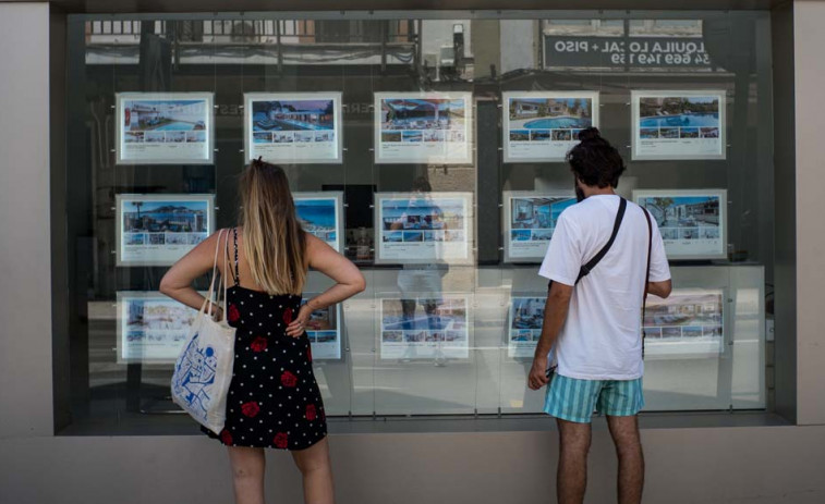 Los jóvenes gallegos destinan la mitad de su salario al alquiler de una vivienda