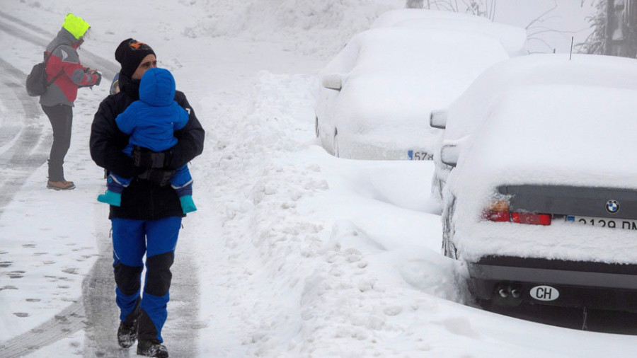 La segunda madrugada del temporal “Helena” deja un centenar  de incidencias