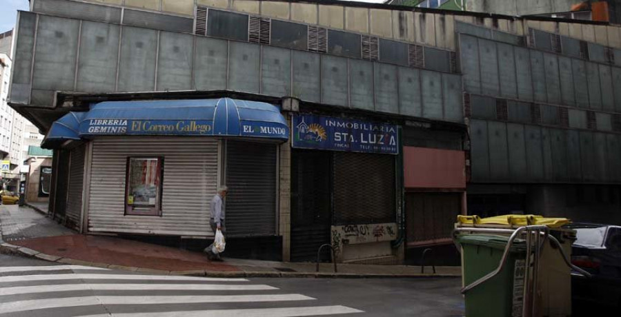 Aumenta el deterioro del mercado de Santa Lucía sin que trascienda el proyecto de reforma municipal