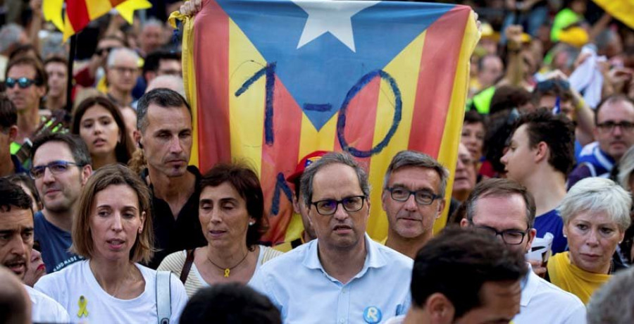 Miles de personas exigen en Barcelona la libertad de los presos