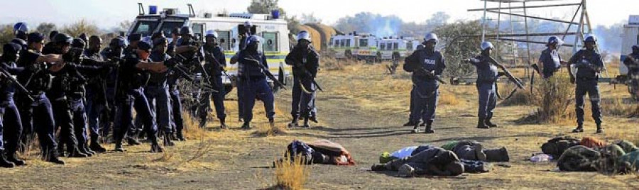 Al menos 18 víctimas en nuevos choques entre mineros y Policía en Sudáfrica Johannesburgo