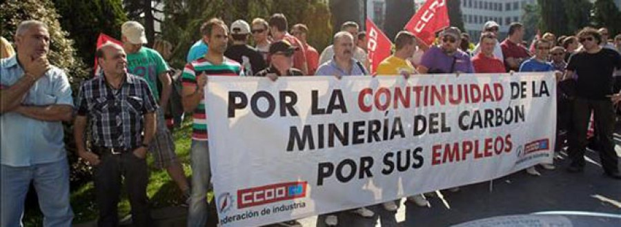 Medio millar de manifestantes concentran la protesta minera ante la térmica Aboño