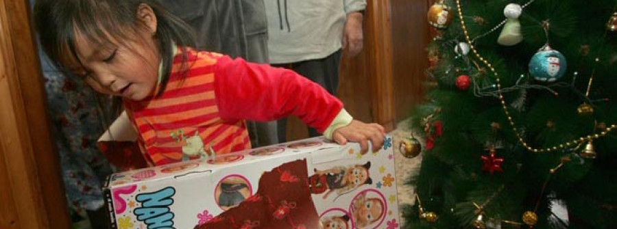 Papá Noel deja  A Coruña sembrada de regalos para los más pequeños