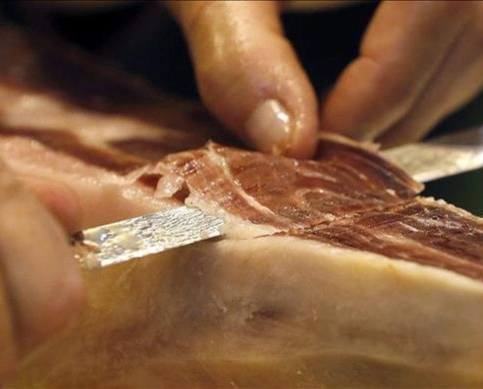 Un cortador de jamón gallego gana XXII Concurso Nacional en Salón de Gourmets
