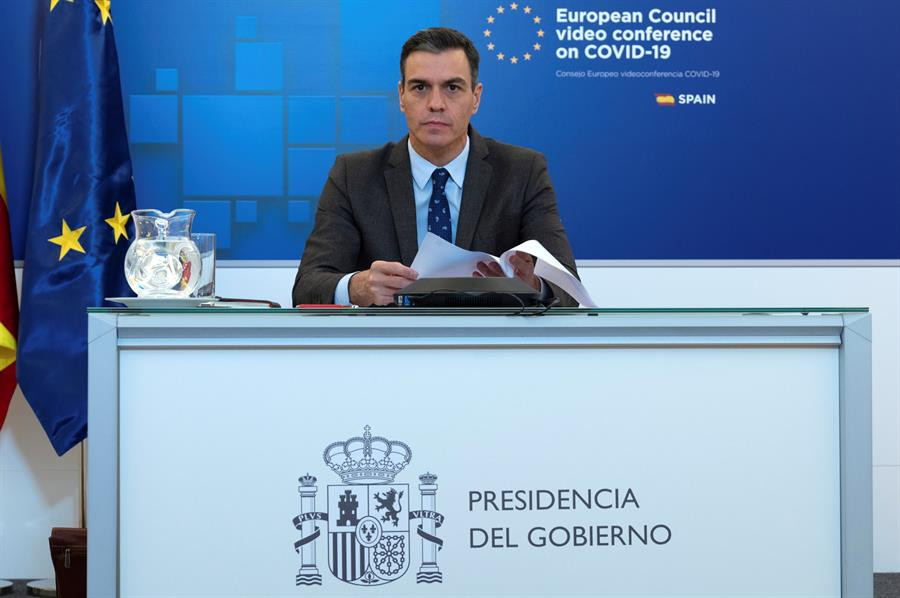 Sánchez anuncia que una parte sustancial de población se vacunará en primer semestre 2021