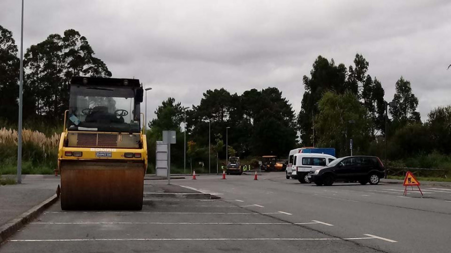 La Xunta inicia en Oleiros un plan de mejora de los parques industriales del área