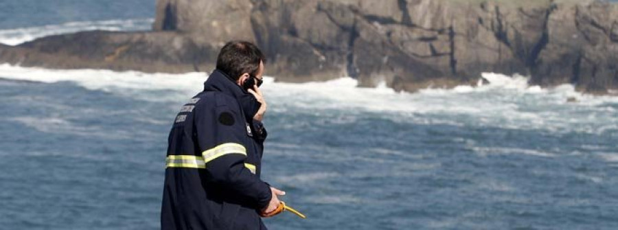 OLEIROS - Buscan a un pescador que desapareció en O Seixo Branco