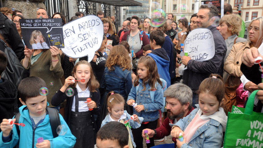 Las familias del CEIP Labaca protestan ante la necesidad de personal experto en Audición y Lenguaje