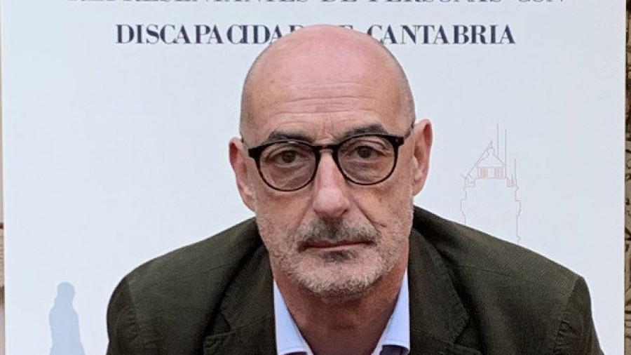 Félix Álvarez (Cs Cantabria) dimite por "ocultar" un contrato