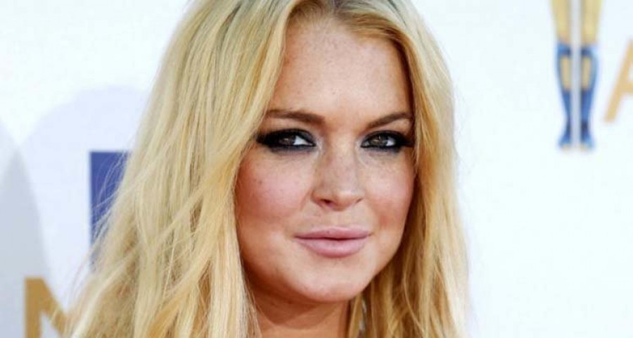 El padre de Lindsay Lohan amenaza al empresario exprometido de su hija