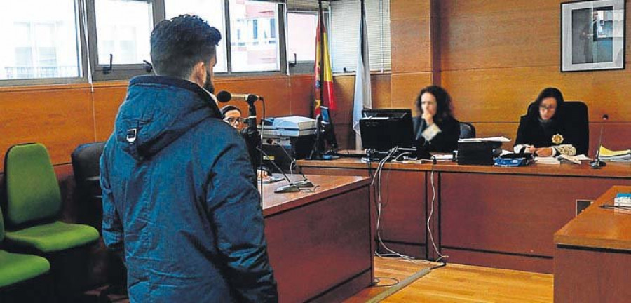 Año y medio de prisión y seis sin carné para un ferrolano que huyó de un control de alcoholemia