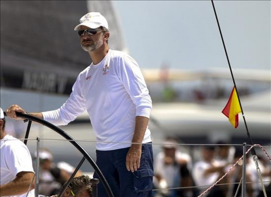 El Rey compite en la regata, horas antes de recibir a Rajoy en Marivent