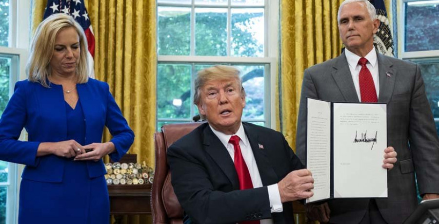 Trump firma una orden para dejar de separar a niños migrantes de sus padres