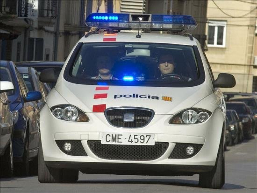 Dos Mossos investigadas por no atender a una menor violada