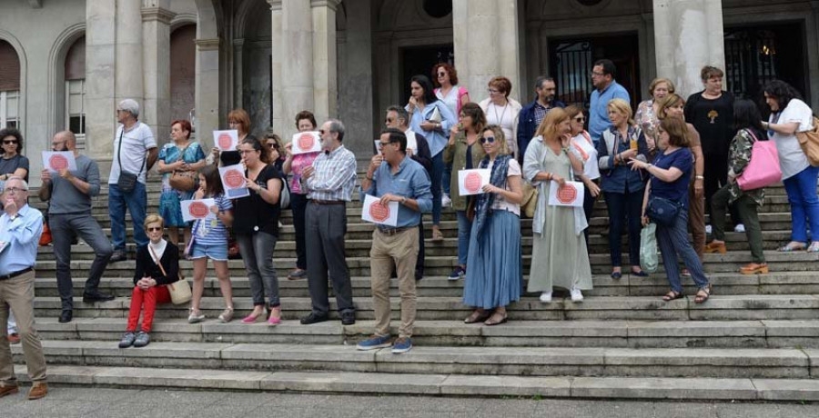 Pitadas contra el alcalde de Ferrol por la desaparición del parking de Armas