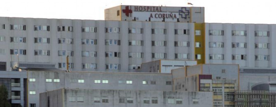 El Hospital de A Coruña reduce en 1,7 días el tiempo medio de espera en 2014